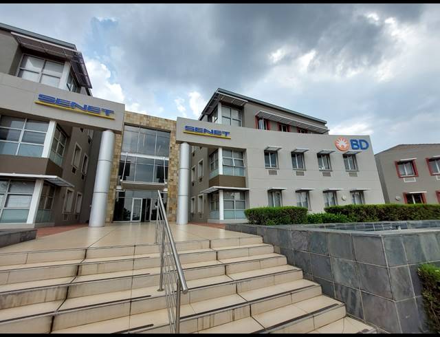 389M² OFFICE TO LET IN GREENSTONE HILL